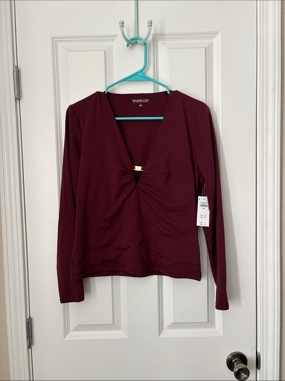 Abercrombie & Fitch Bra-Free Hardware Long-Sleeve Top